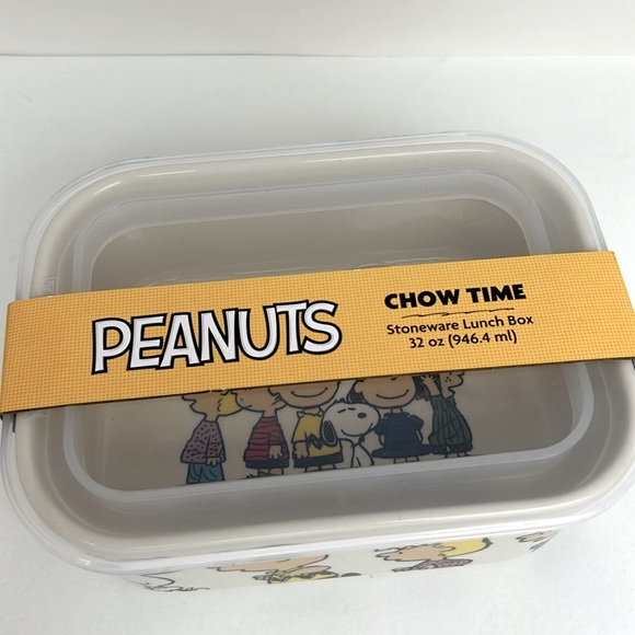 Peanuts Snoopy Stoneware Lunch Box 32 oz. With Lid Storage with Lid - Picture 2 of 16